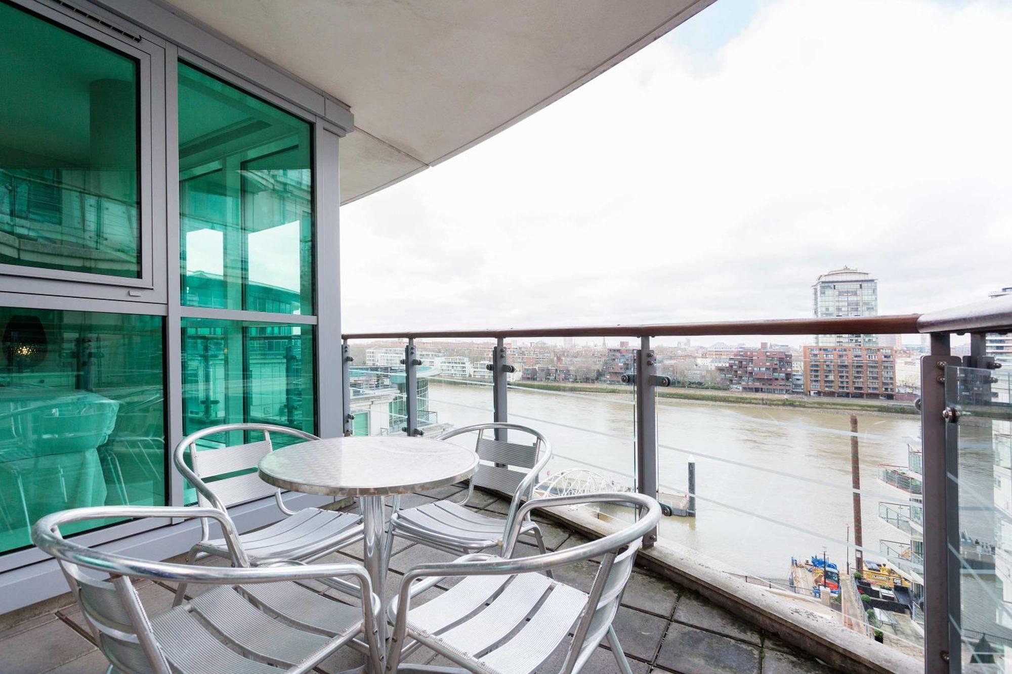 Veeve - River Views From Vauxhall ロンドン エクステリア 写真